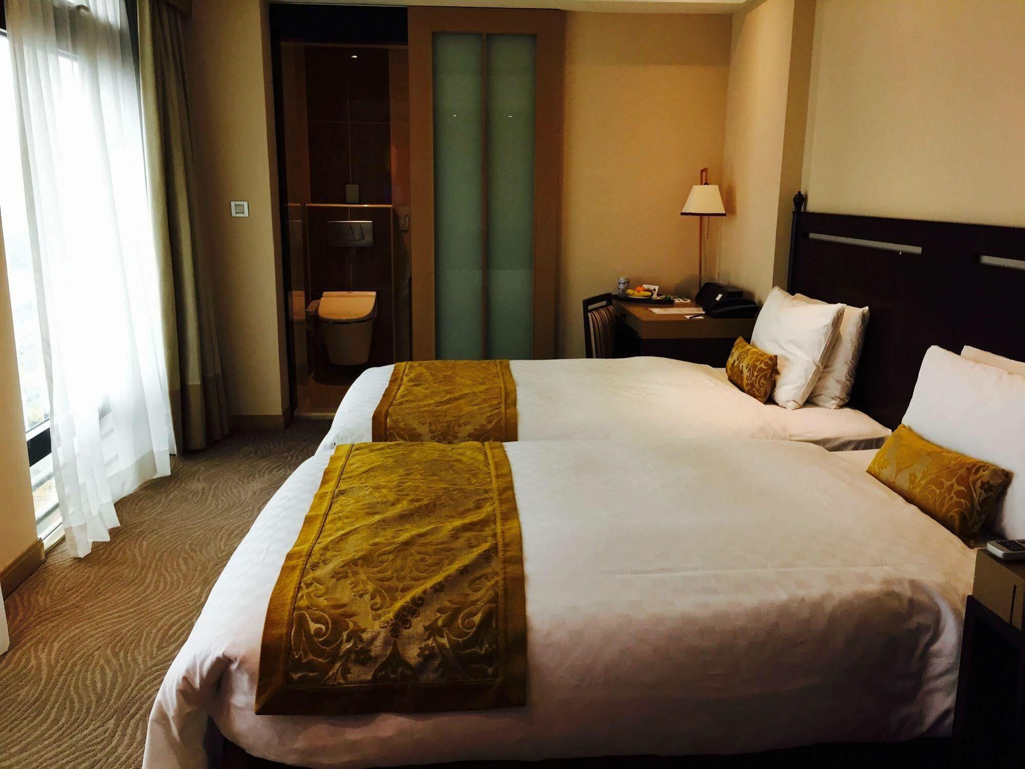 Landmark Inn New Taipei City Exterior photo